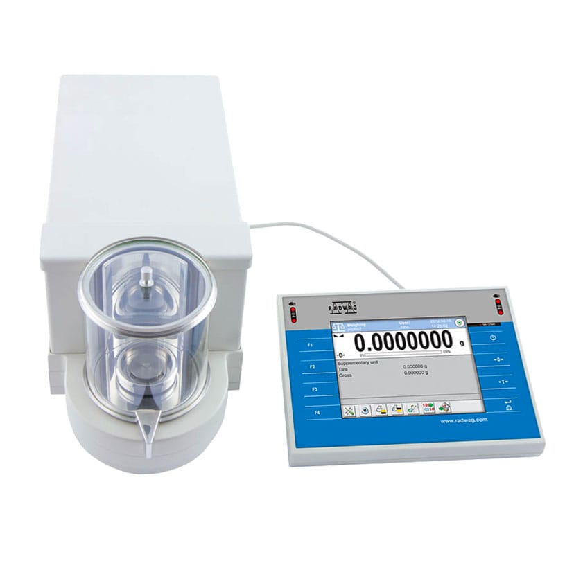 Ultra Mikro Terazi · 2.1 g × 0.1 ug — UYA 2.4Y · Radwag
