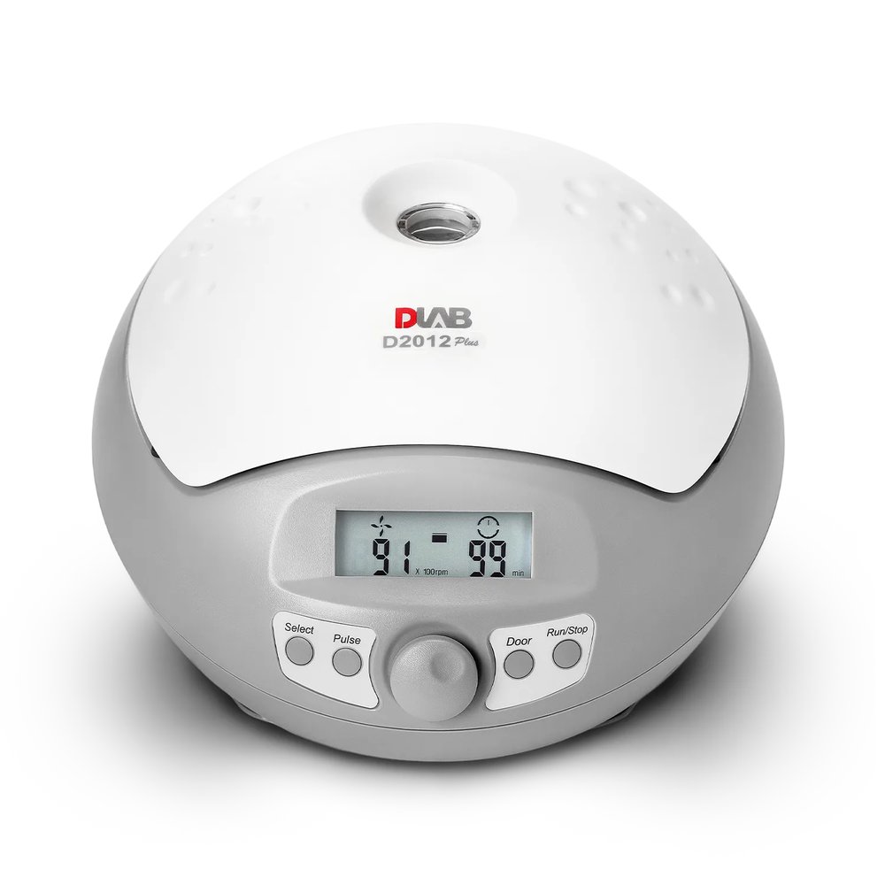 Yüksek Devirli Mini Santrifüj · A12-2P rotorlu — D2012 plus · DLAB
