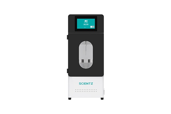 Entegre Ultrasonik Hücre Parçalayıcı (2450 W · 100 µL – 100 mL · 7″ dokunmatik · ses-yalıtımlı kabin) — SCIENTZ-2000J · Scientz