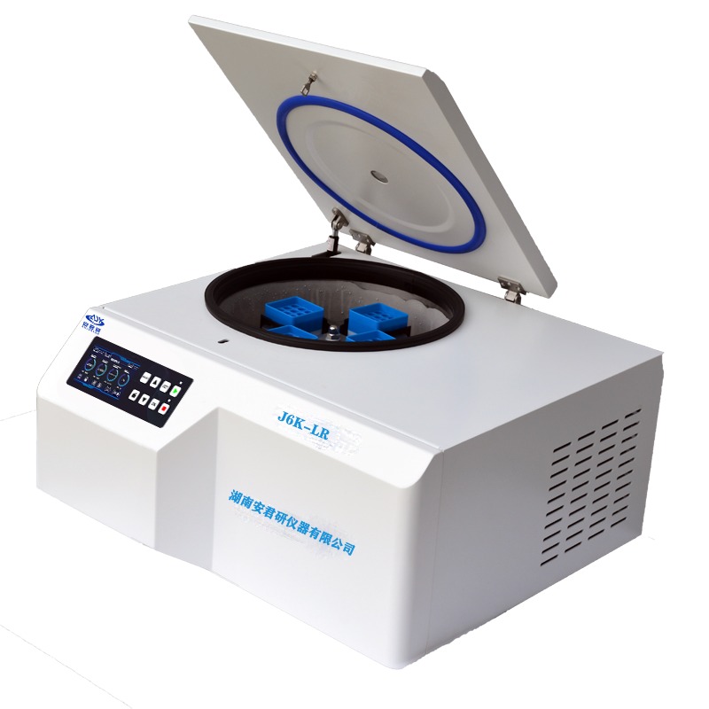 Masaüstü Düşük Devirli Büyük Kapasiteli Santrifüj (Centrifuge Tabletop Low Speed Large Capacity) — J6K-LR · Anjunyan